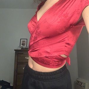 CUTE RED MULTIPLE WAYS TO WEAR SHIRT